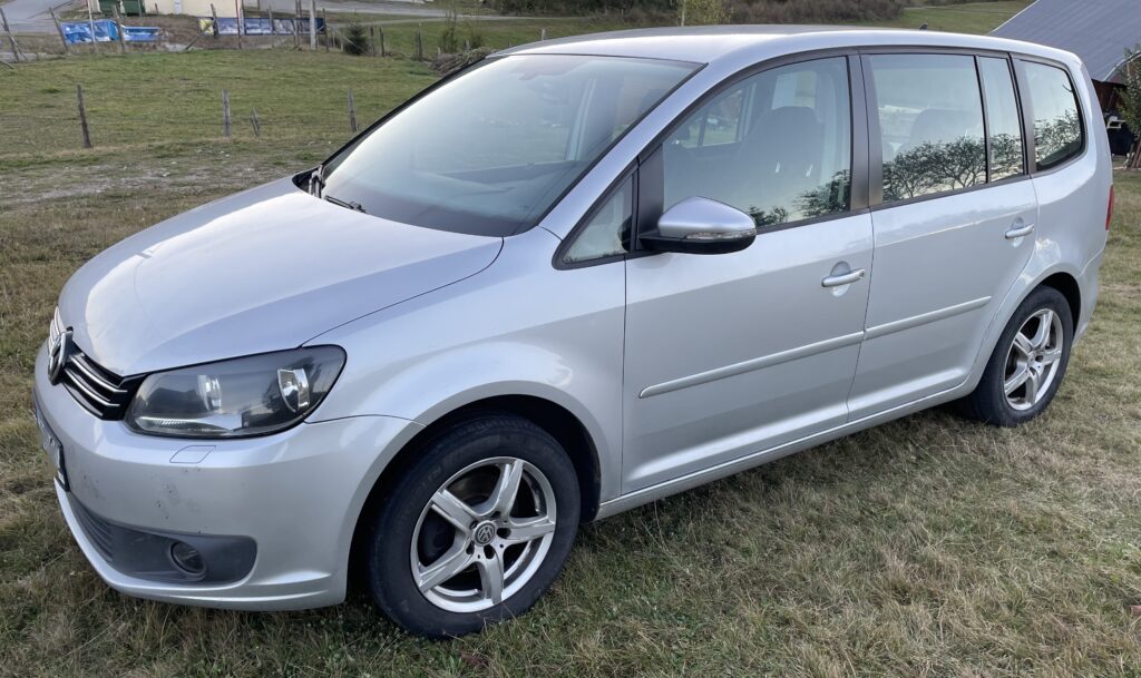 VW Touran 1.6 TDI Blue Motion 2011