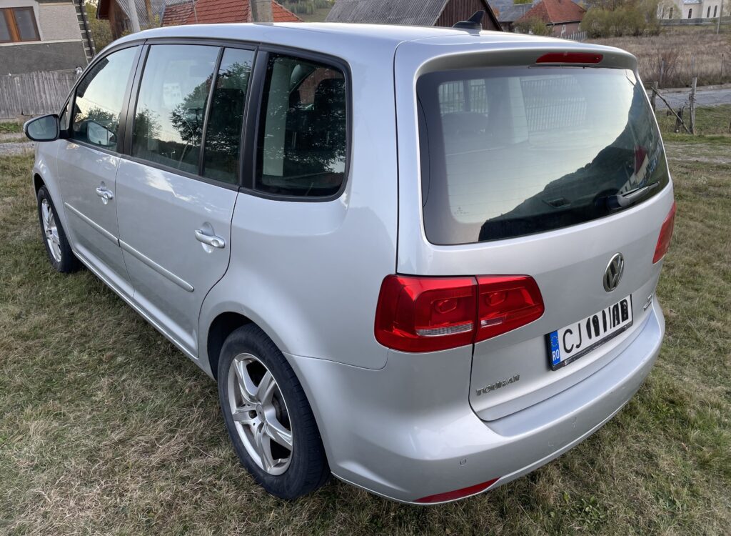 VW Touran 1.6 TDI Blue Motion 2011