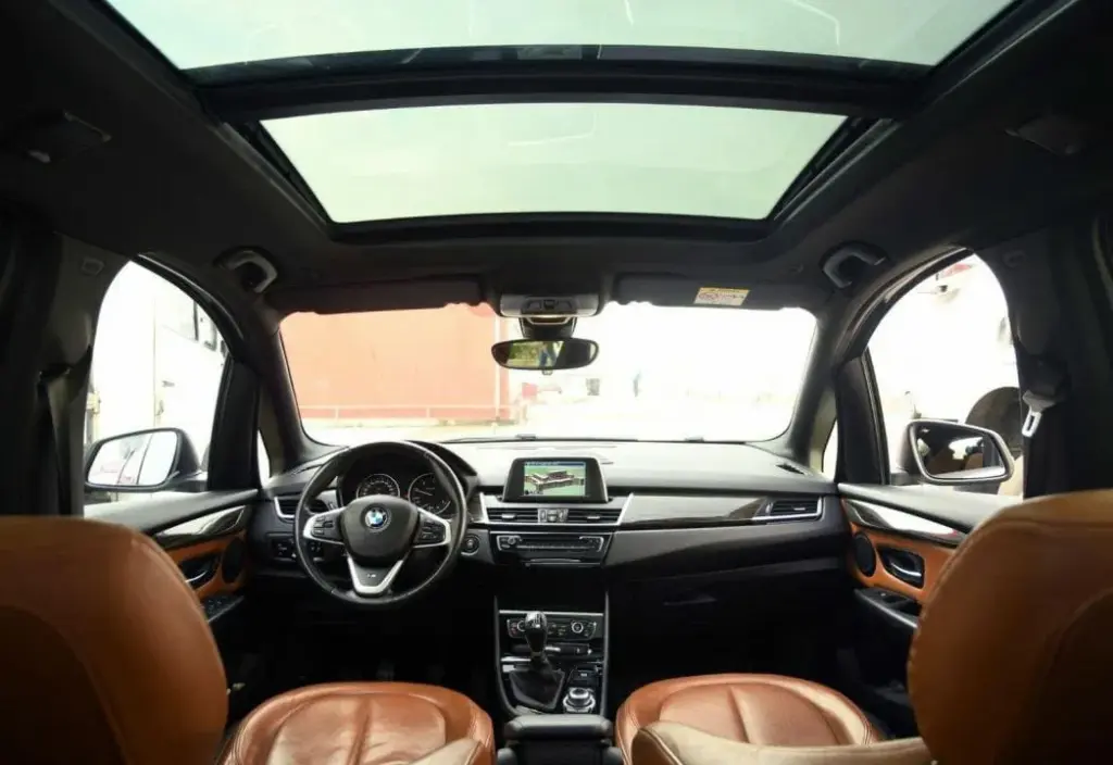 BMW Seria 2 Active Tourer 218d