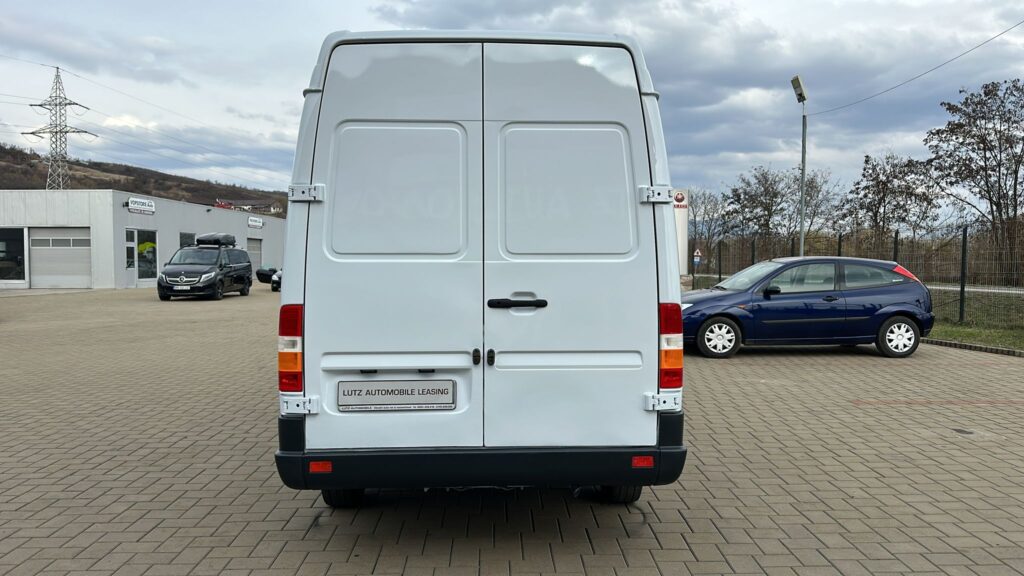 MercedesBenz Sprinter 208D