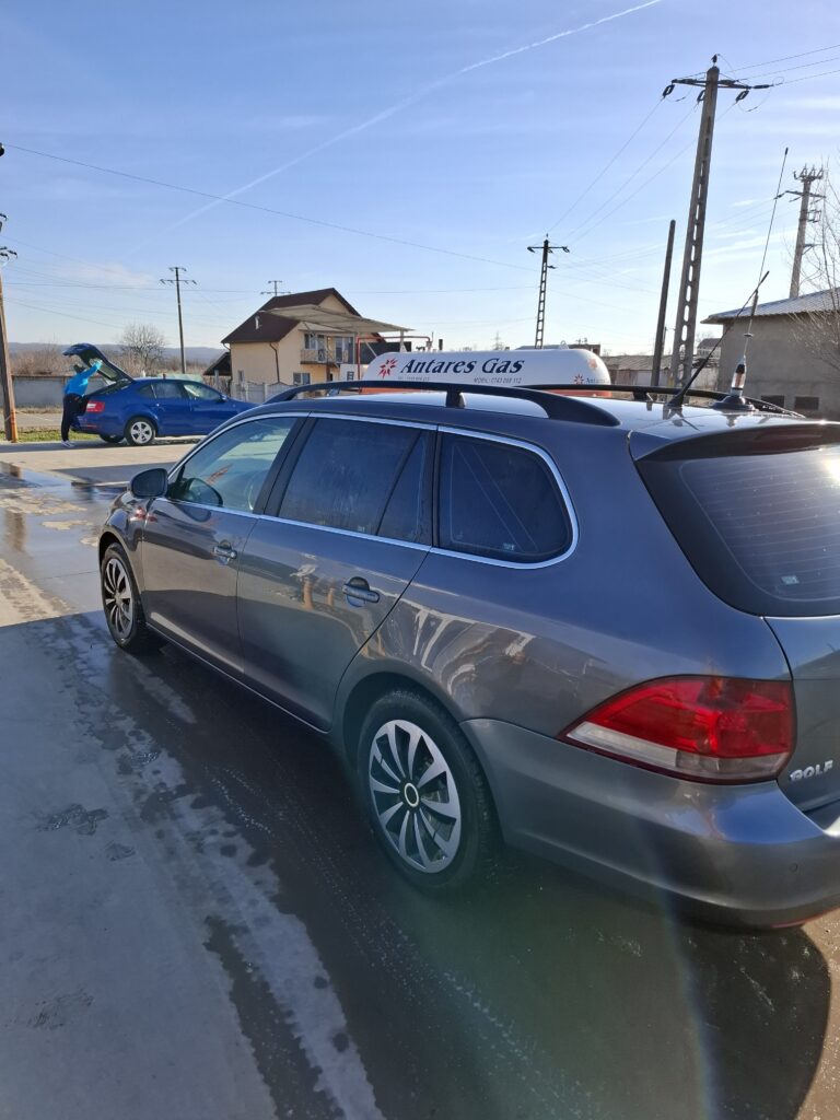Vând vw golf 5 1.9 TDI