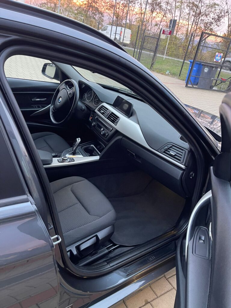BMW Seria 3 320d Touring Euro 6