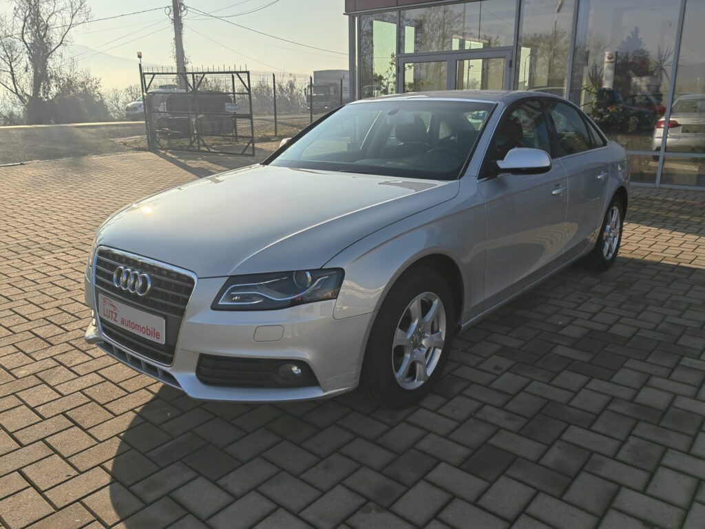 Audi A4 2.0 TDI Attraction