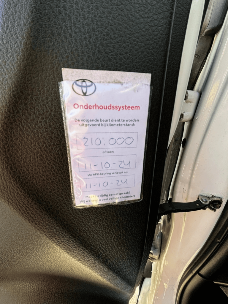 Toyota Yaris 1.5 VVTi HSD Sol