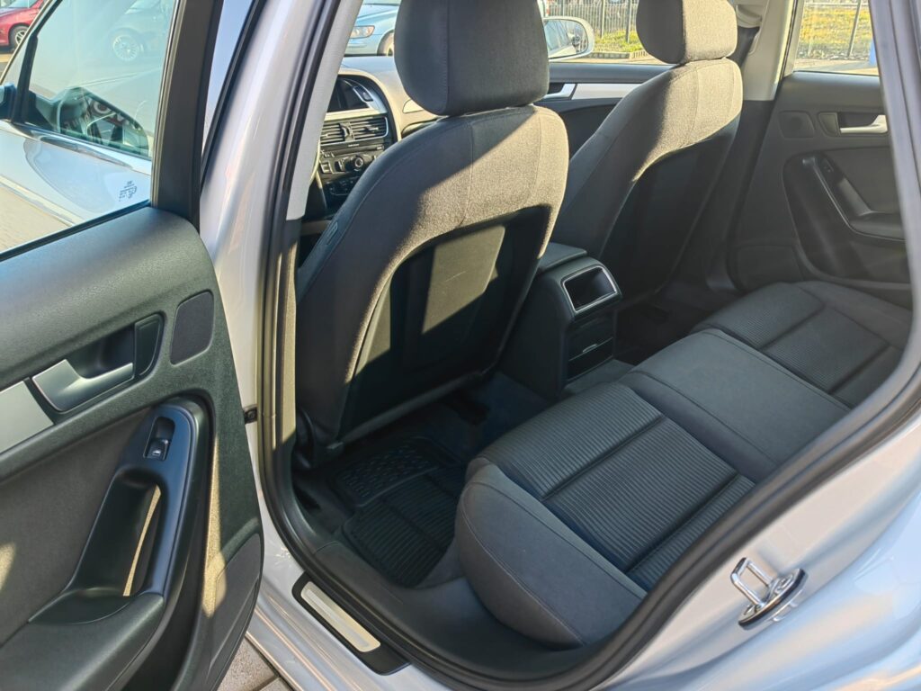 Audi A4 2.0 TDI Attraction