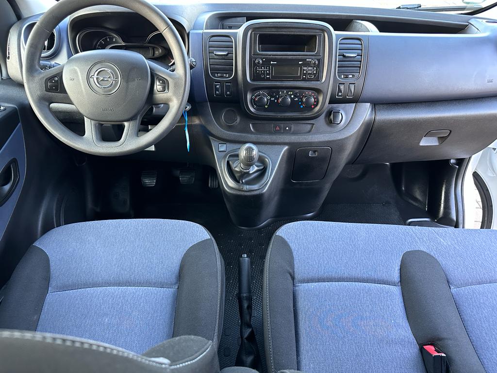 Opel Vivaro 8+1
