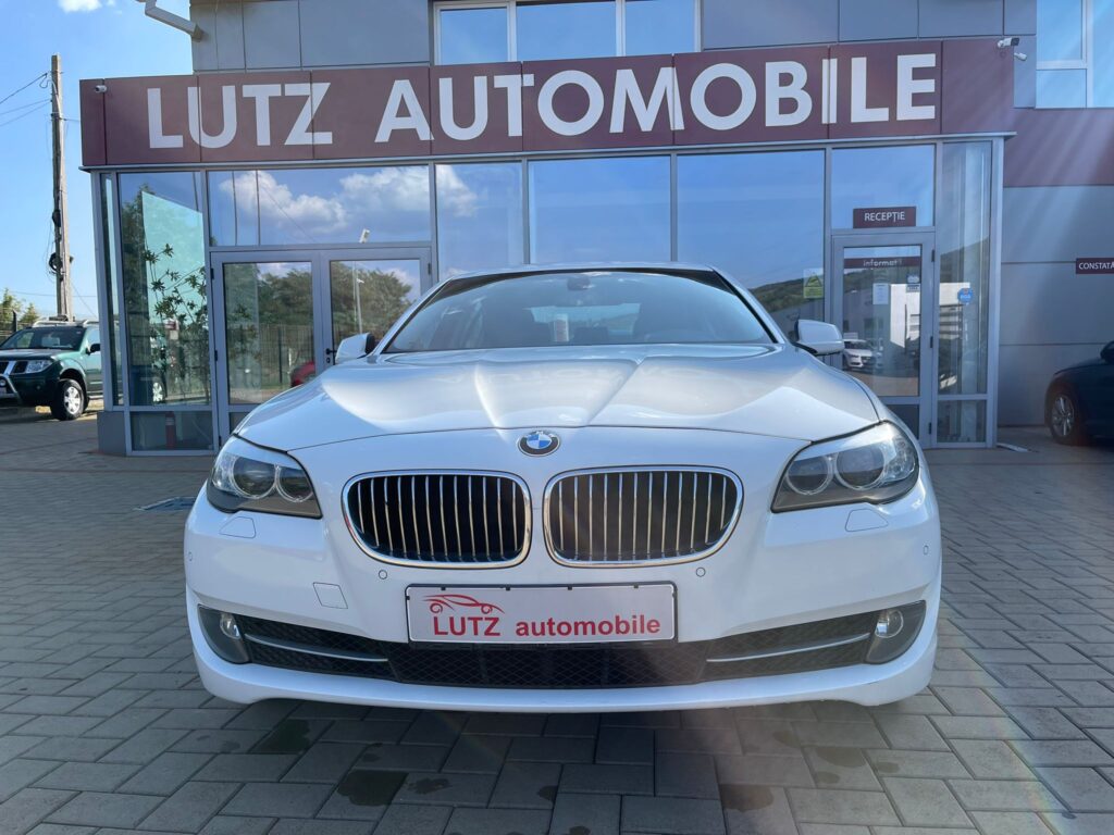 BMW  F10 520d