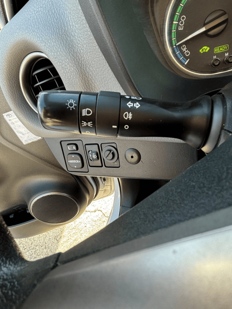 Toyota Yaris 1.5 VVTi HSD Sol