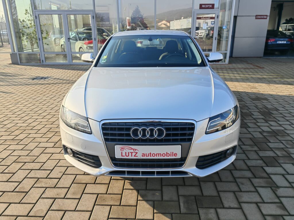 Audi A4 2.0 TDI Attraction