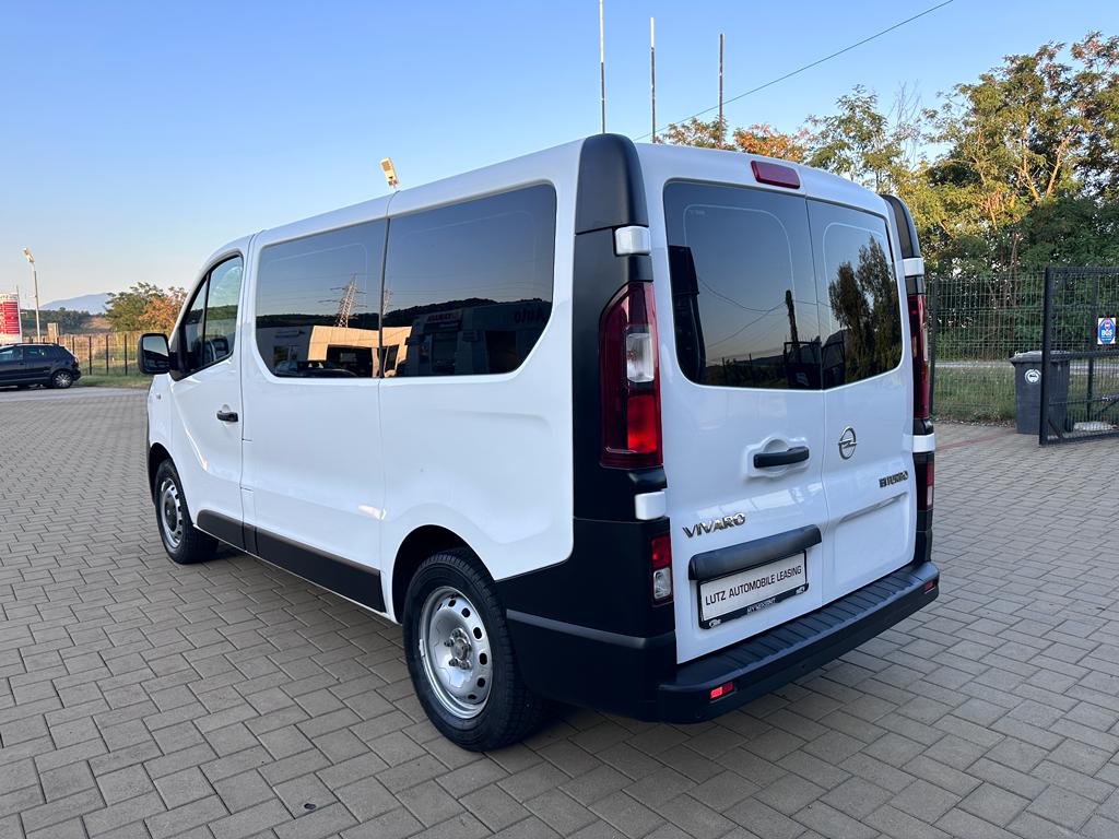 Opel Vivaro 8+1