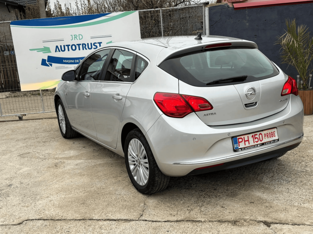 Opel Astra 1.6 CDTI Active