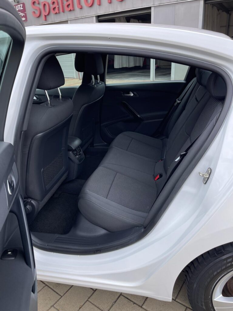 Peugeot 508 1.6 eHDi Active Automat