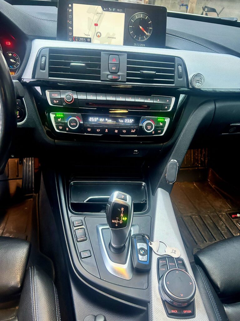 BMW 320d / GT / M Packet / F34 / 3 Butoane.