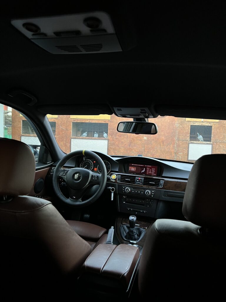 BMW E91 320d Individual*Harman Kardon*