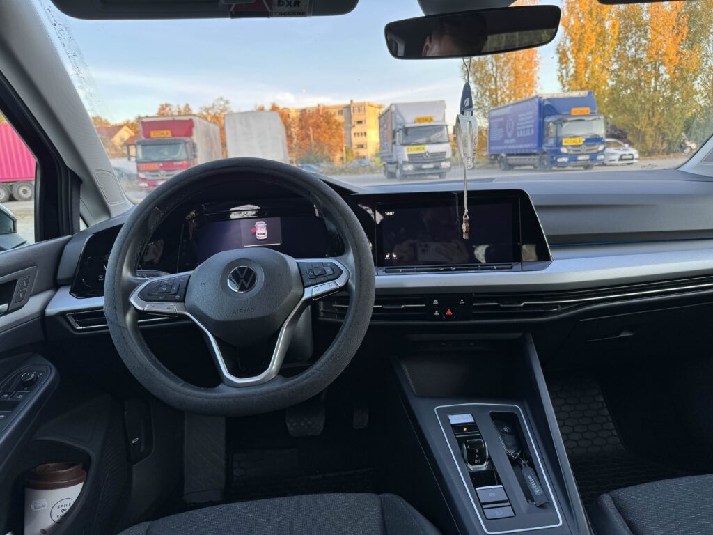 Volkswagen Golf 8