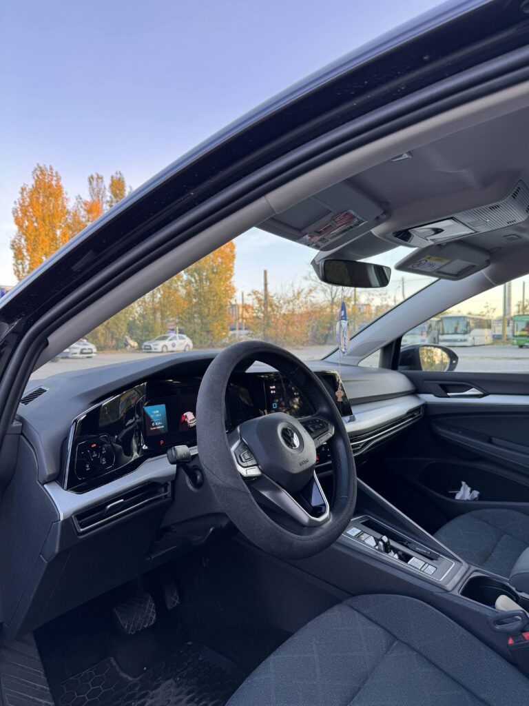 Volkswagen Golf 8