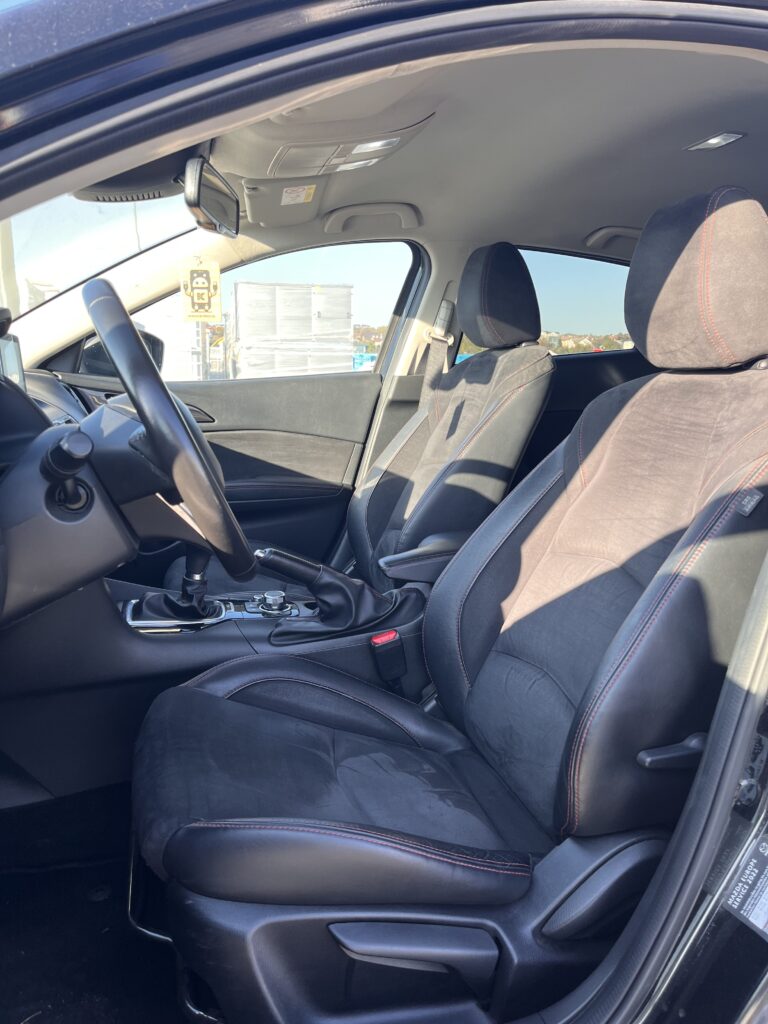 Mazda 3 2.2D Nakama