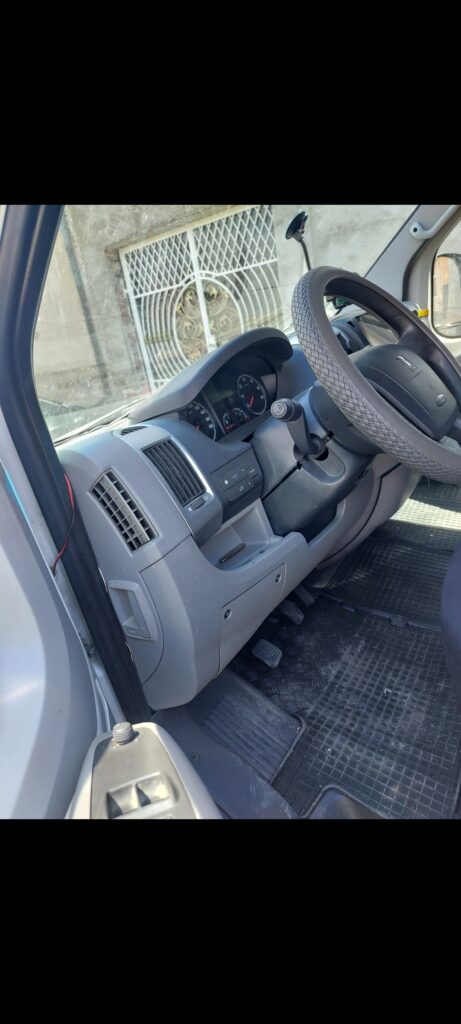 Peugeout Boxer 8+1