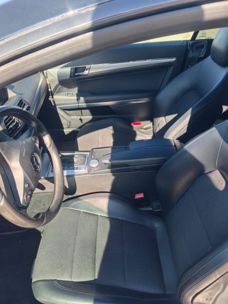 Mercedes e class coupe 2010 e220