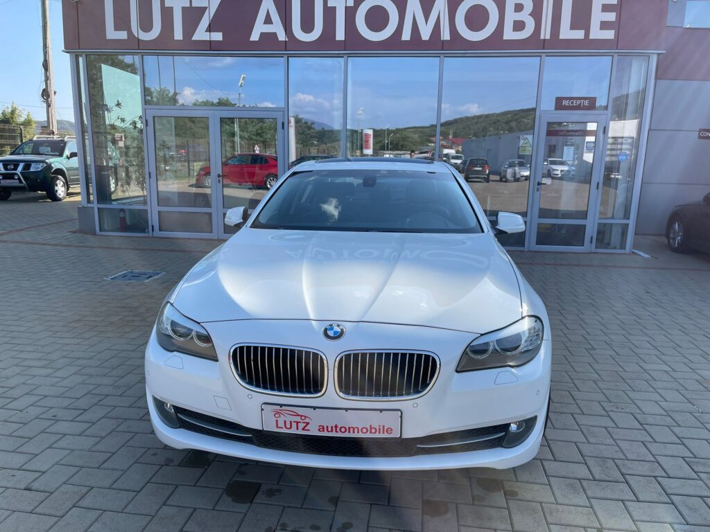 BMW  F10 520d