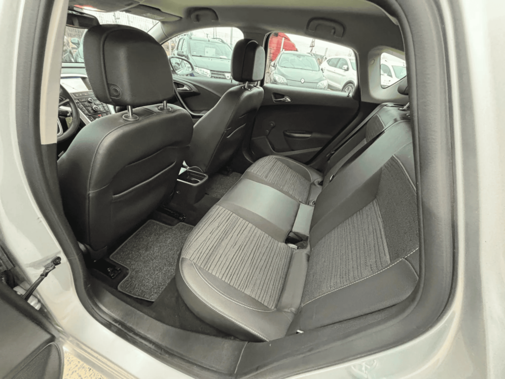 Opel Astra 1.6 CDTI Active