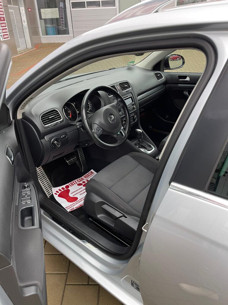 VOLKSWAGEN GOLF 1.6 TDI DSG „STYLE”
