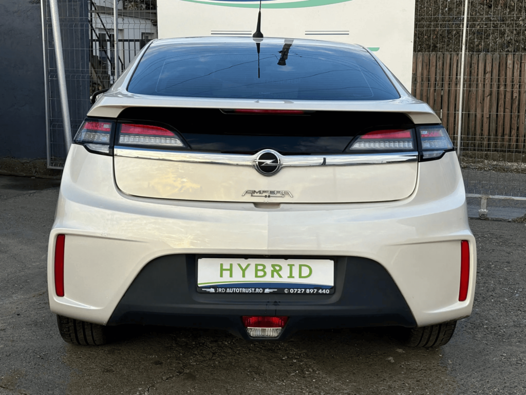 Opel Ampera Standard