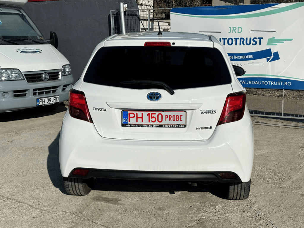 Toyota Yaris 1.5 VVTi HSD Sol