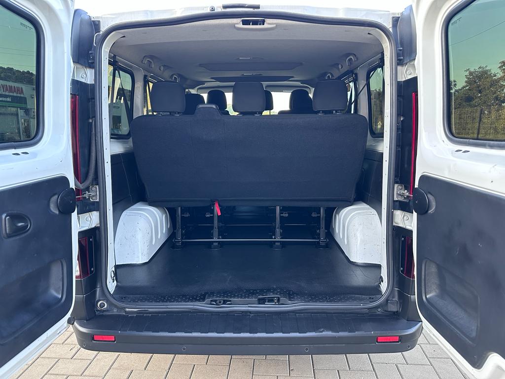 Opel Vivaro 8+1