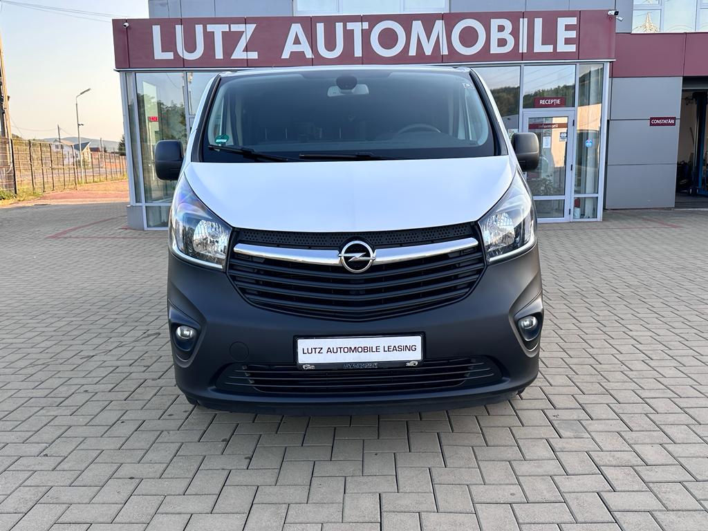 Opel Vivaro 8+1
