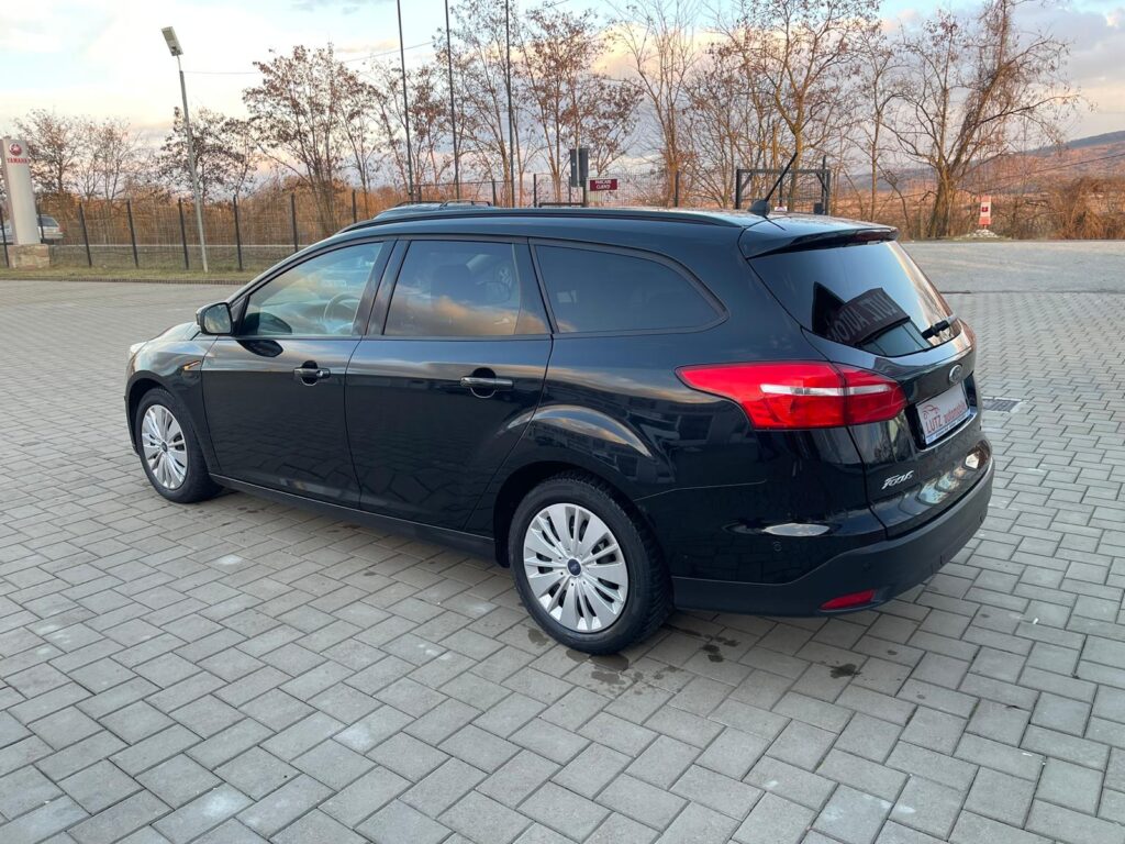 Ford Focus 1.0 EcoBoost Titanium Business