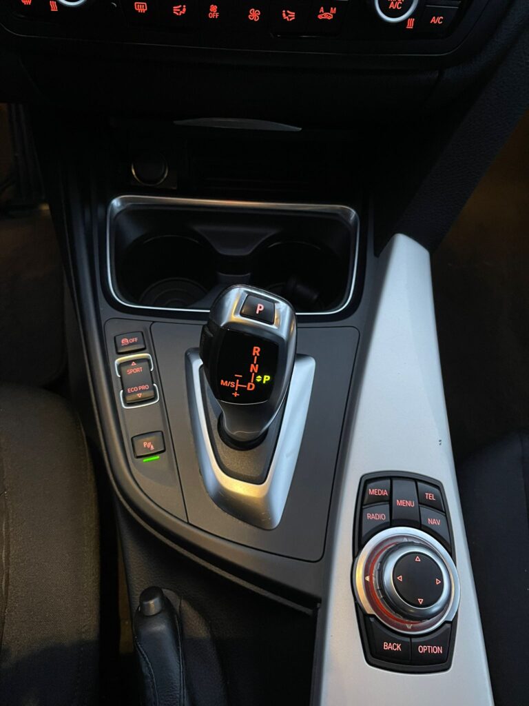 BMW Seria 3 320d Touring Euro 6