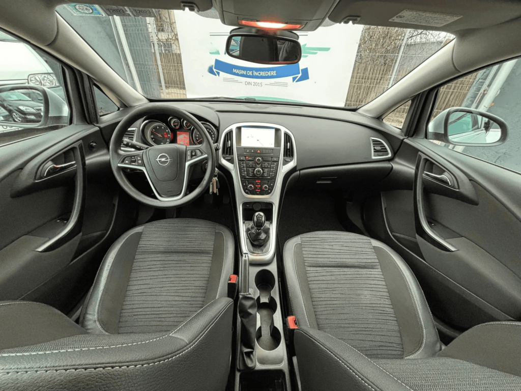 Opel Astra 1.6 CDTI Active
