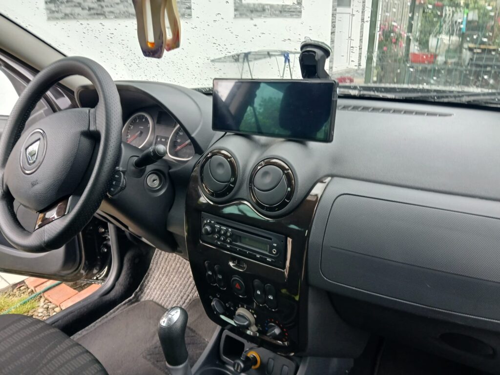Vand Duster 1.6 benzina+gpl(valabil pana in 2034),166 mii km originali!