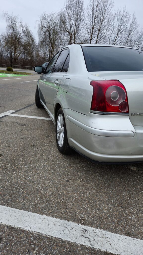 Toyota avensis t25