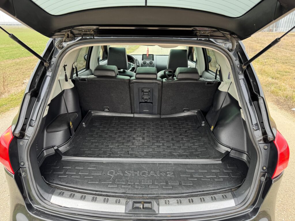 Nissan Qashqai+2 4×4