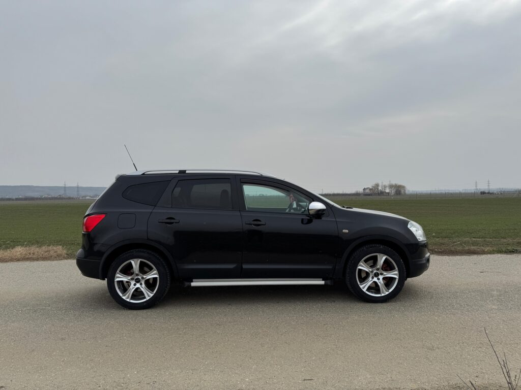 Nissan Qashqai+2 4×4