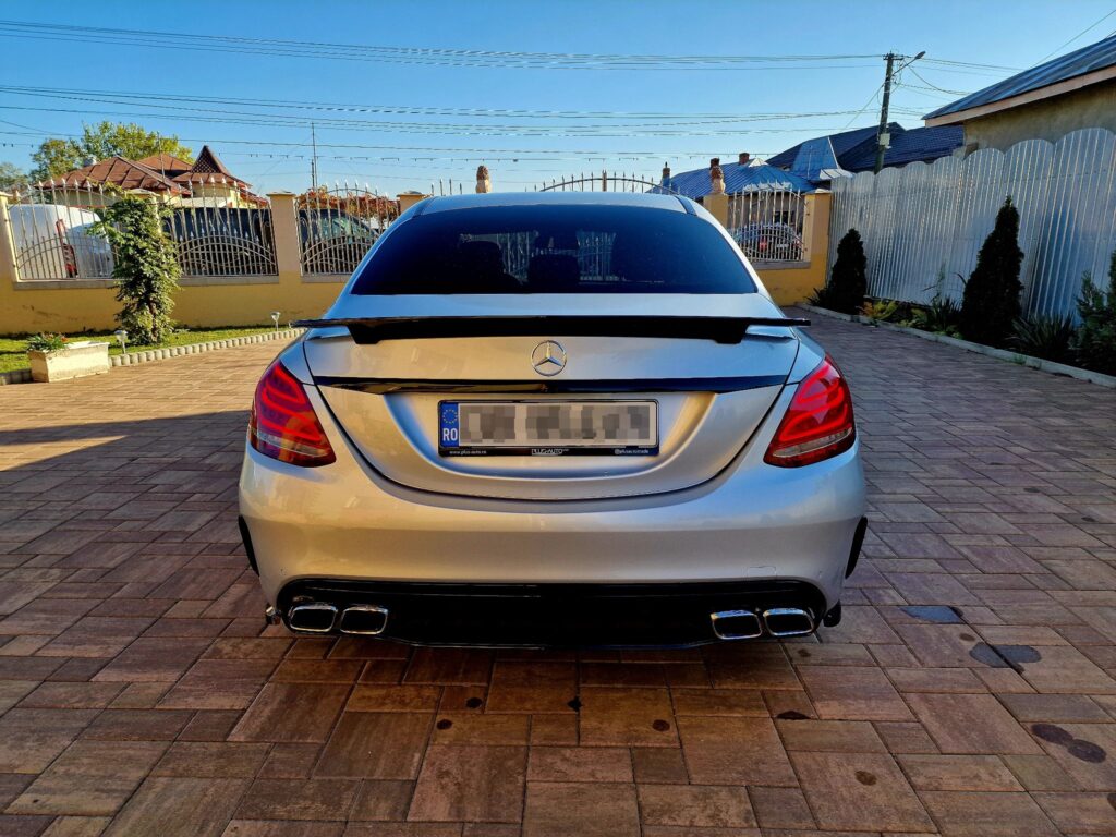 Mercedes-Benz C Class 9G-TRONIC AMG Line