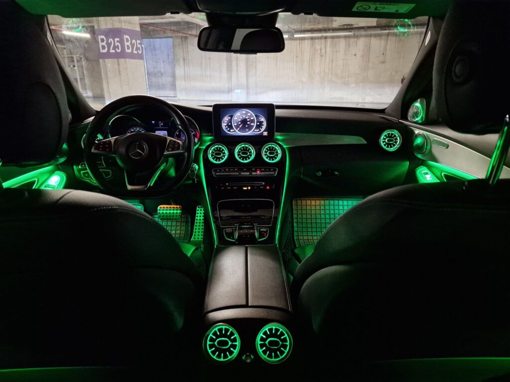 Mercedes-Benz C Class 9G-TRONIC AMG Line