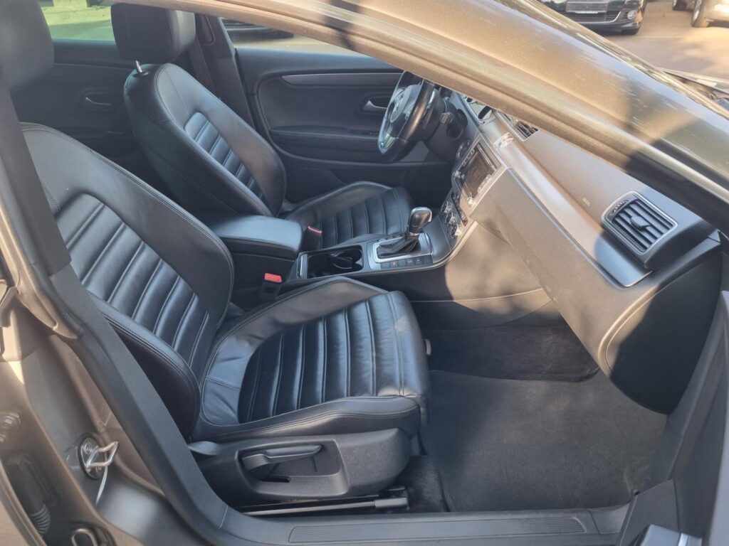 Vând Passat Cc an 2015 177 Cp 4Moution (4X4)
