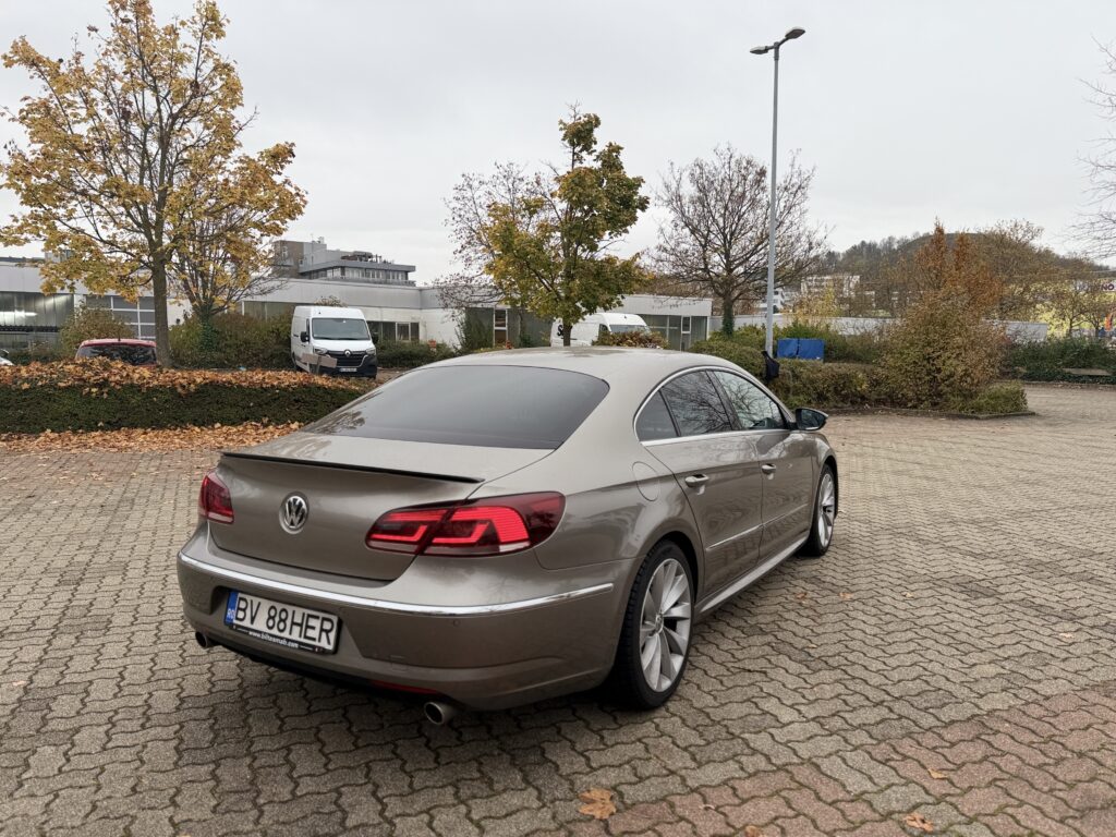 Vând Passat Cc an 2015 177 Cp 4Moution (4X4)