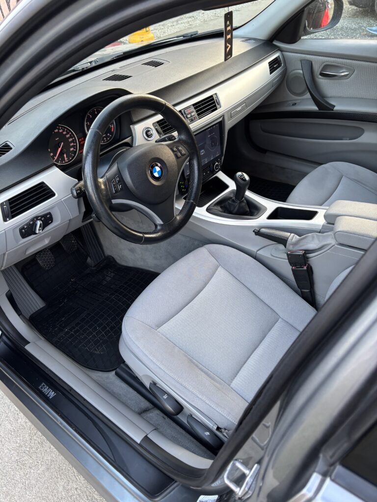 BMW seria 3 320i