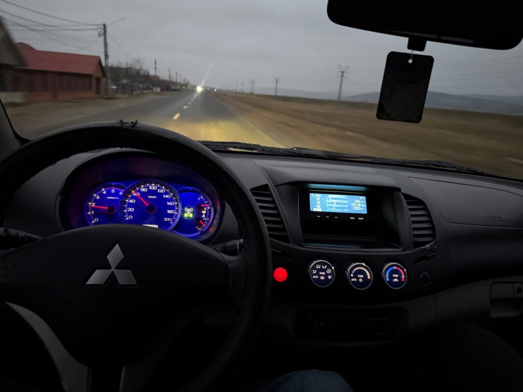 Mitsubishi l200