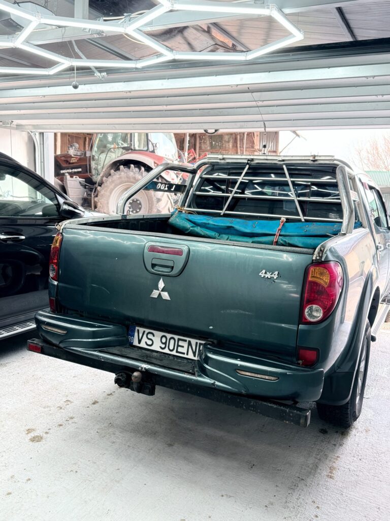 Mitsubishi l200