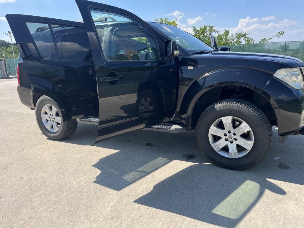 Vand nissan pathfinder 2006 2.5dci