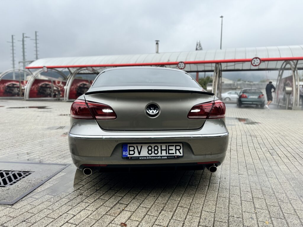 Vând Passat Cc an 2015 177 Cp 4Moution (4X4)