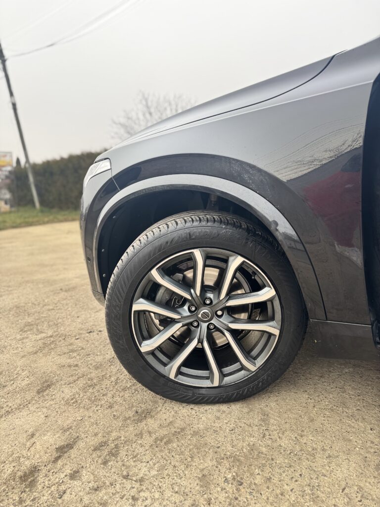 volvo xc90 2018 D5