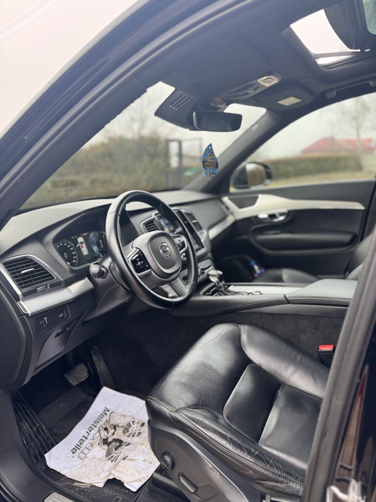 volvo xc90 2018 D5