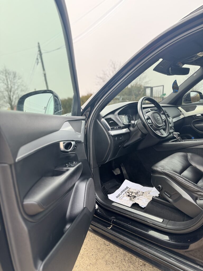 volvo xc90 2018 D5