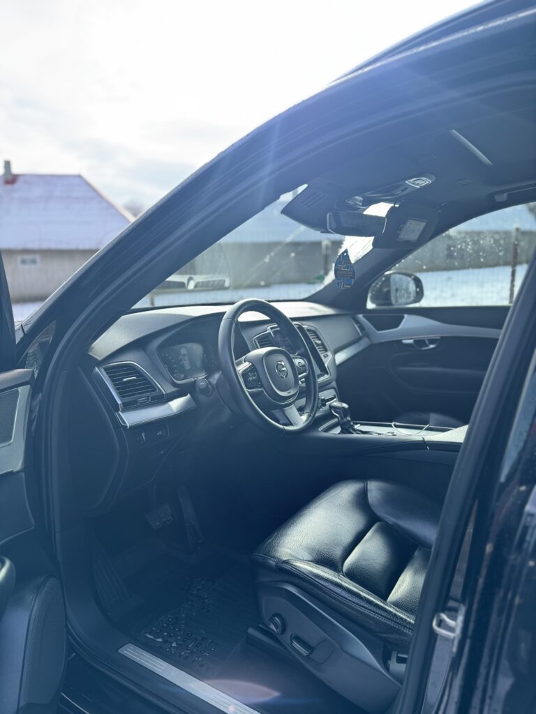 volvo xc90 2018 D5